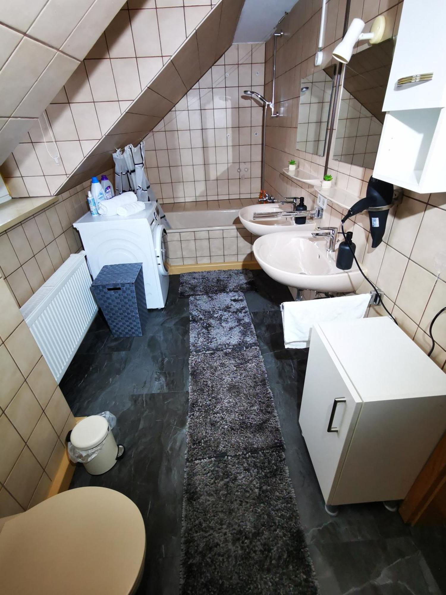 Sehr Schones 2 Zimmer Maisonnette Wohnung Ansbach Dış mekan fotoğraf